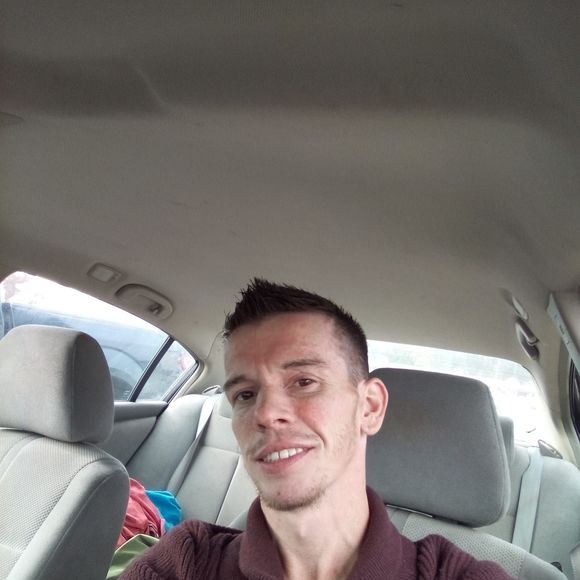 Meet your Posher, Josh - Picture 1 of 1